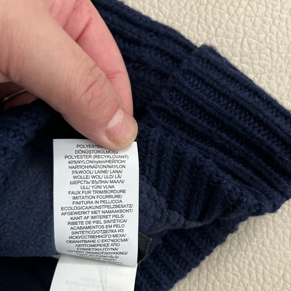 NWT - Polo Ralph Lauren Wool Blended Crown Logo Pom Pom Beanie - Picture 5 of 5